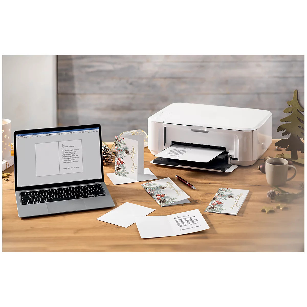 Kerstmotiefkaart 'Rode bessen en dennenappels', A6 (A5), 250g/m², 25 stuks, wit karton, inkjet &amp; laserprinter