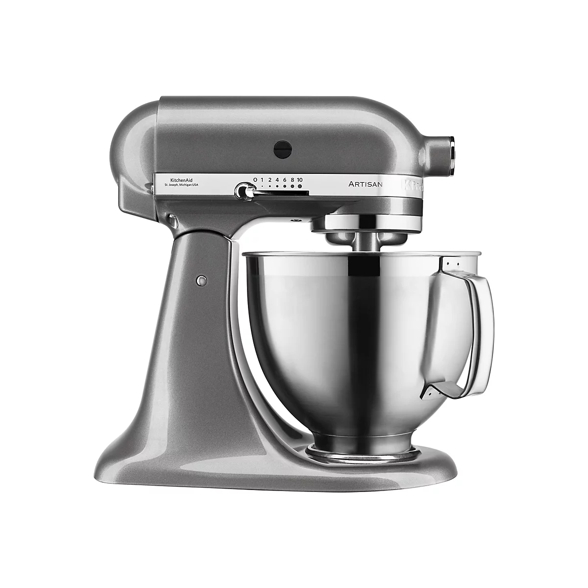 Graue KitchenAid Artisan Küchenmaschine mit Edelstahlschüssel vor weißem Hintergrund.