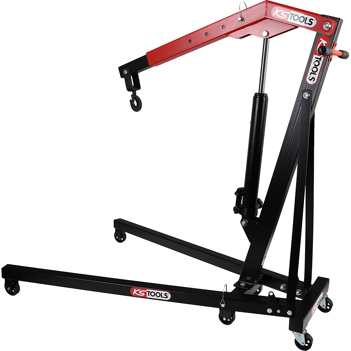 Ein schwarzer und roter KS TOOLS Motorkran, auf Rollen. Der Ausleger ist rot und trägt einen Haken.