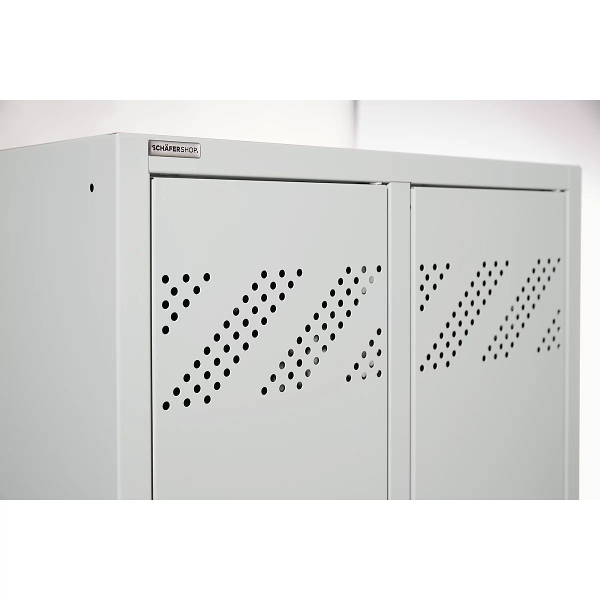 Kledinglocker - 2 compartimenten - B 630 x D 500 X H 1850 mm - met poten – met draaigrendelslot - lichtgrijs RAL 7035/lichtgrijs RAL 7035 – ons merk Schäfer Shop Pure