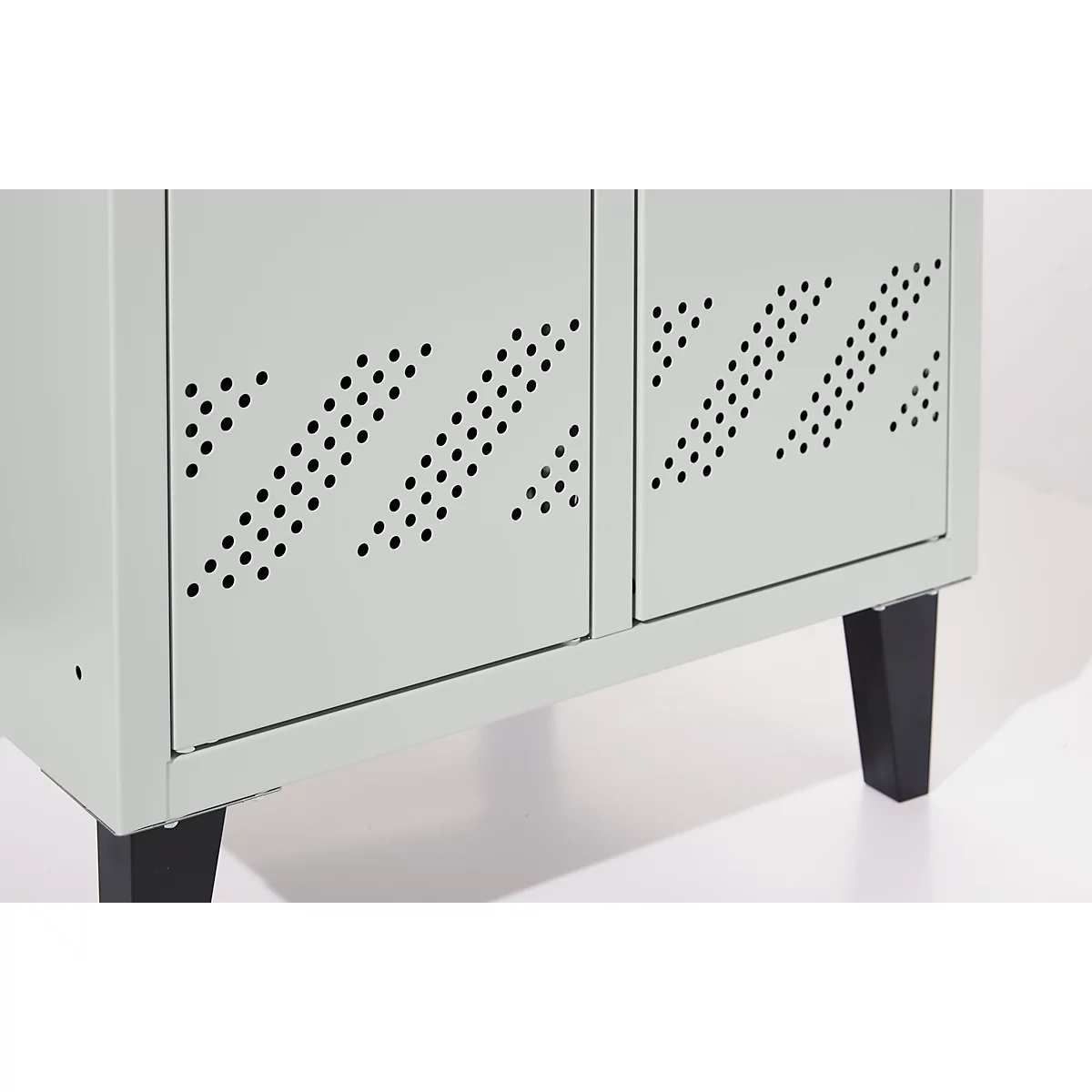 Kledinglocker - 2 compartimenten - B 630 x D 500 X H 1850 mm - met poten – met draaigrendelslot - lichtgrijs RAL 7035/lichtgrijs RAL 7035 – ons merk Schäfer Shop Pure