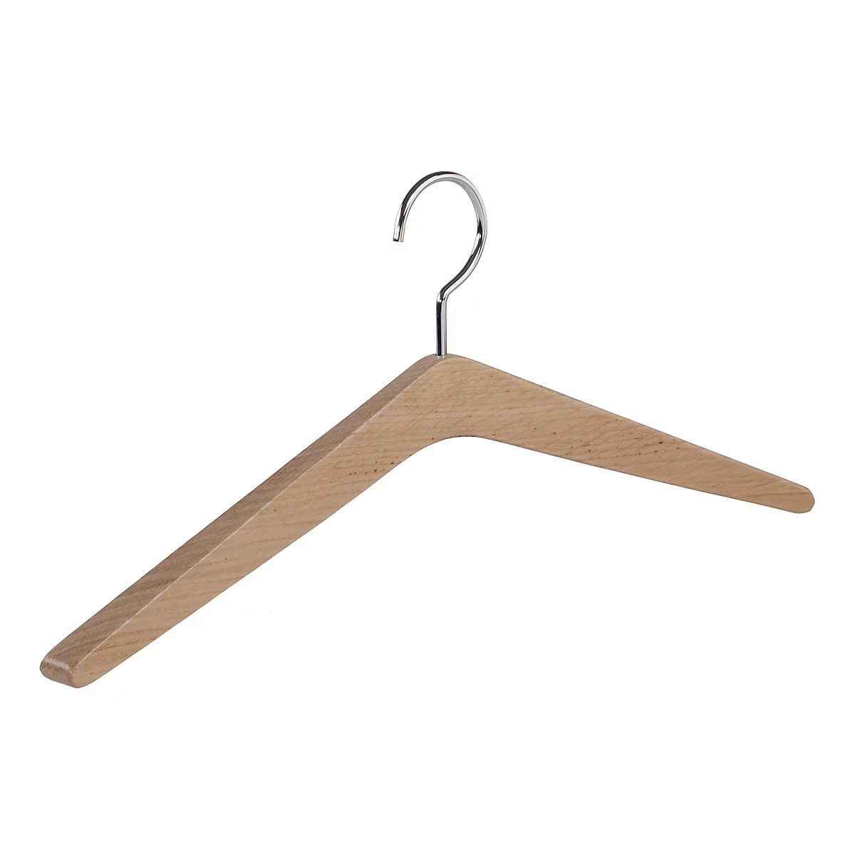 Een houten kledinghanger met een zilveren haak, geïsoleerd op een witte achtergrond.