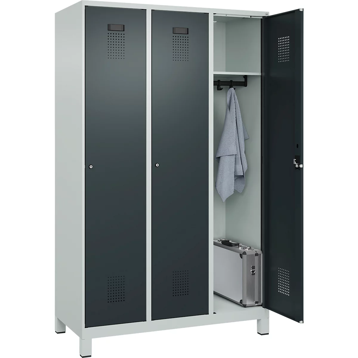 Kleiderspind C+P Evolo Plus, 3 Abteile, 400 mm Abteilbreite, mit Füßen, Anschlag rechts, B 1200 x T 500 x H 1950 mm, Zylinder, lichtgrau/anthrazitgrau
