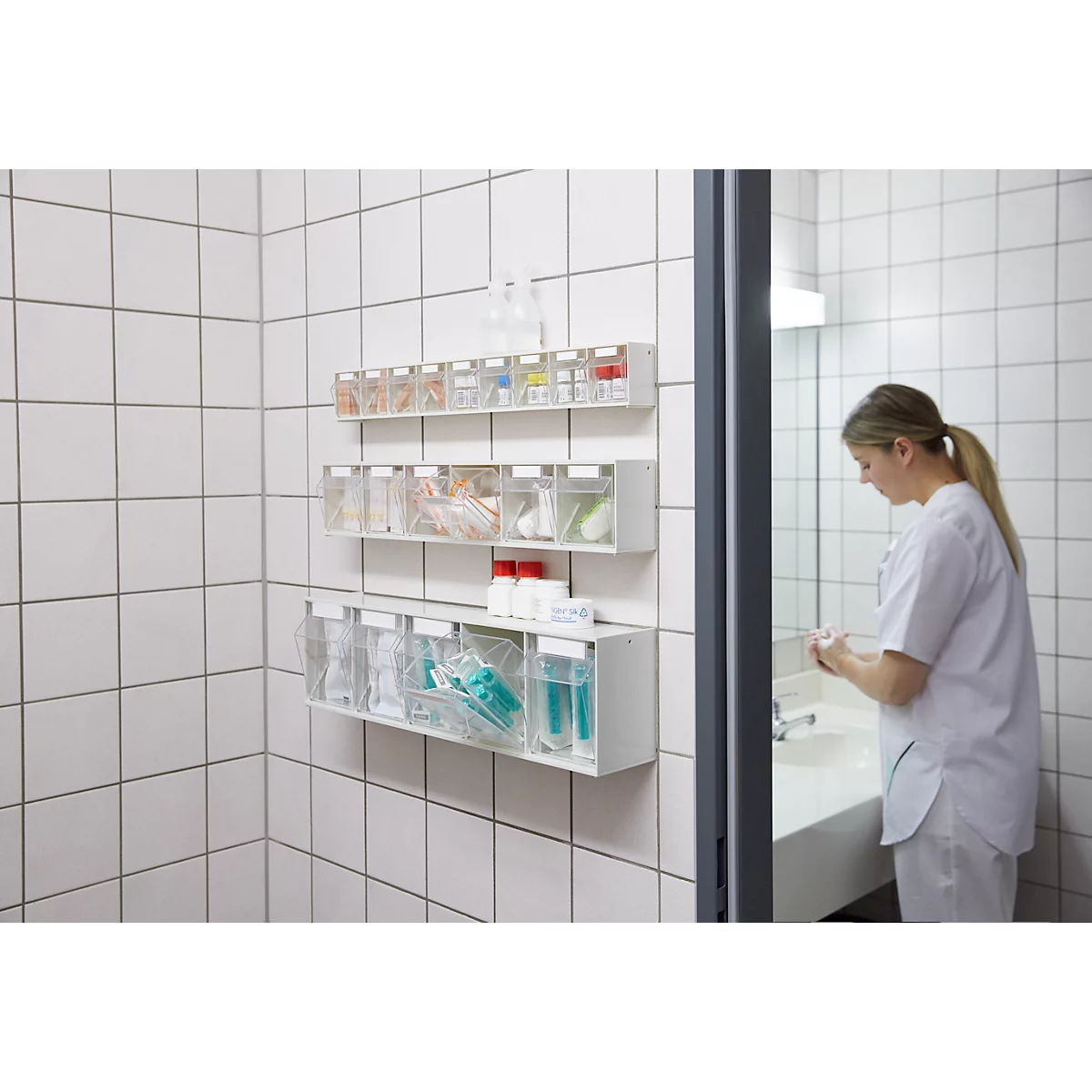 Kleinteilemagazin MultiStore, Reihengröße 6, B 600 x T 75 x H 113 mm, Volumen 2,2 l, stapelbar, Polystyrol, weiß/transp.