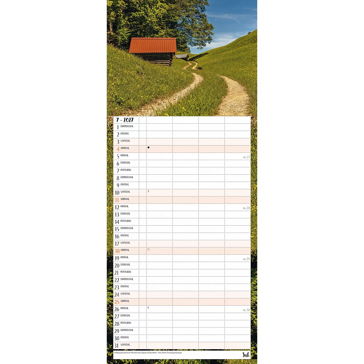Un calendrier avec une toile de fond de paysage de montagne et un chemin. Le calendrier montre juillet 2017.