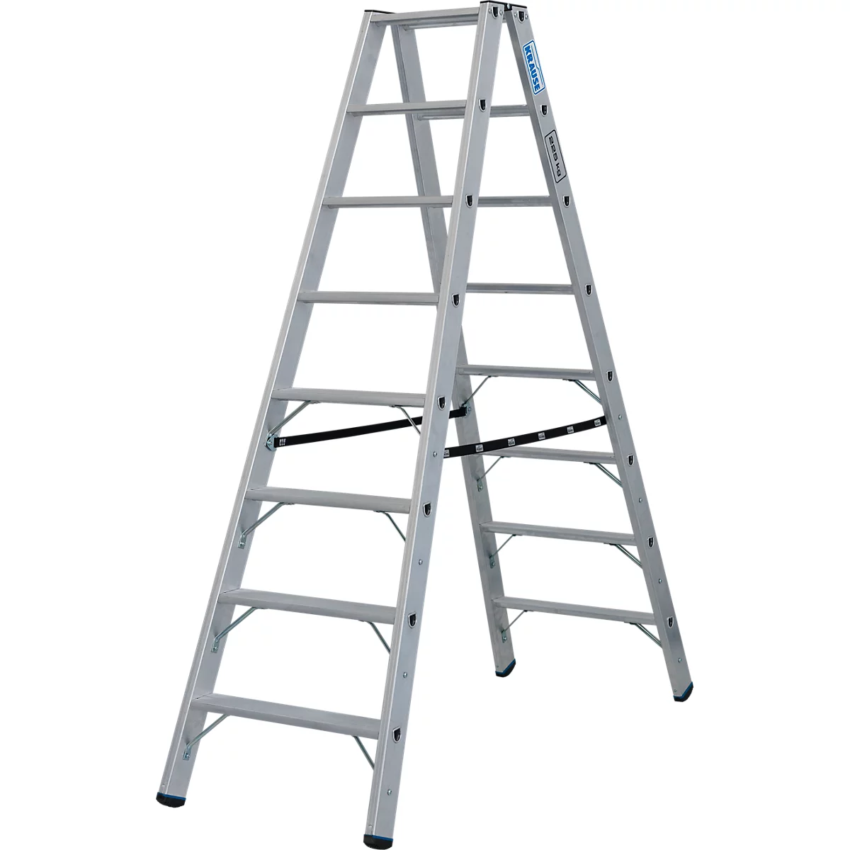 Een zilveren trap, tegen een witte achtergrond. De sporten zijn verbonden door zwarte staven.