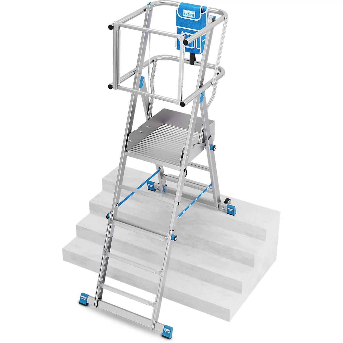 Aluminium trap op treden. Met platform, reling en blauwe details. Een blauwe container met tekst staat op de reling.