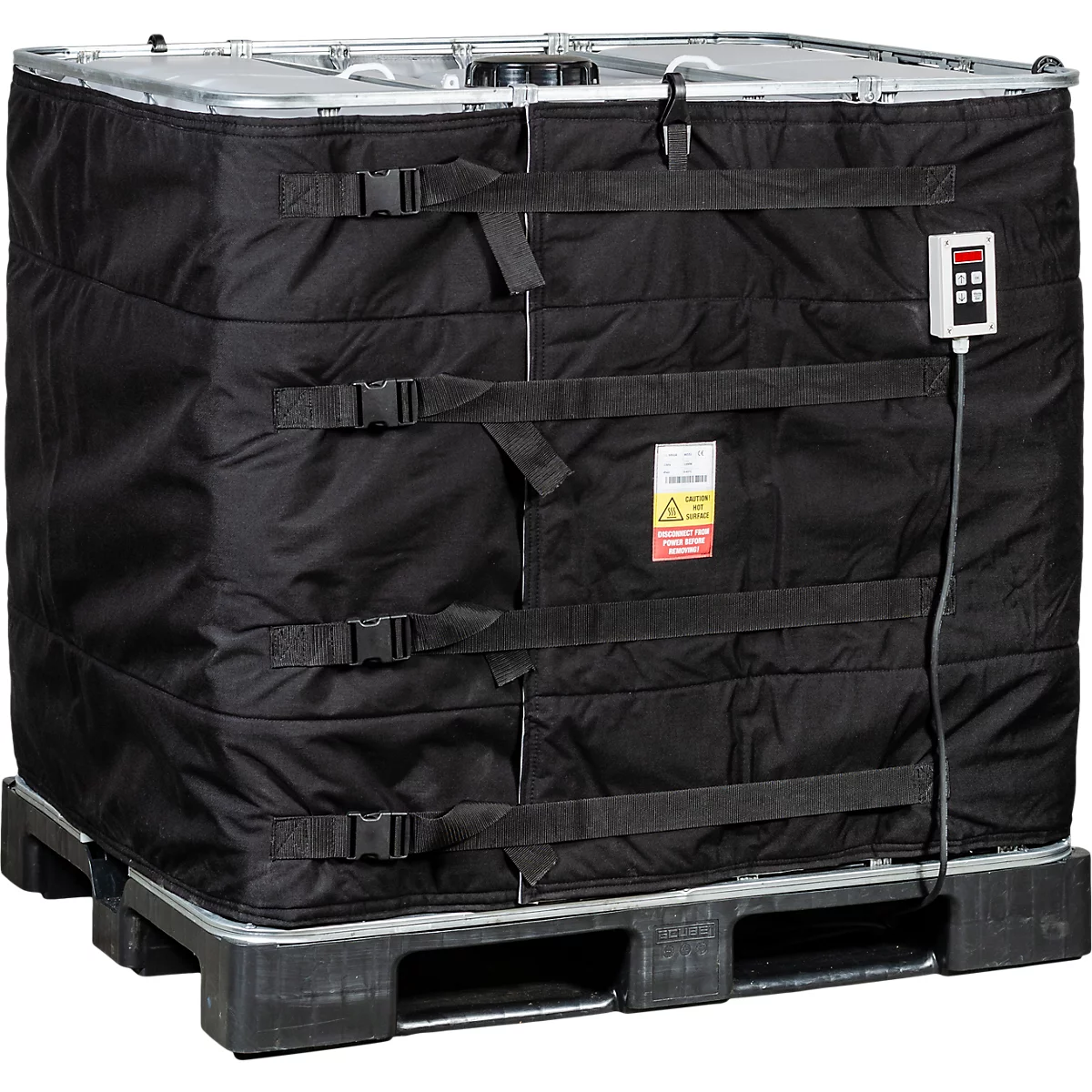 Ein großer, rechteckiger Tank, der mit schwarzem Isoliermaterial umwickelt ist, auf einer Palette. Der Tank hat Gurte und einen Temperaturregler.