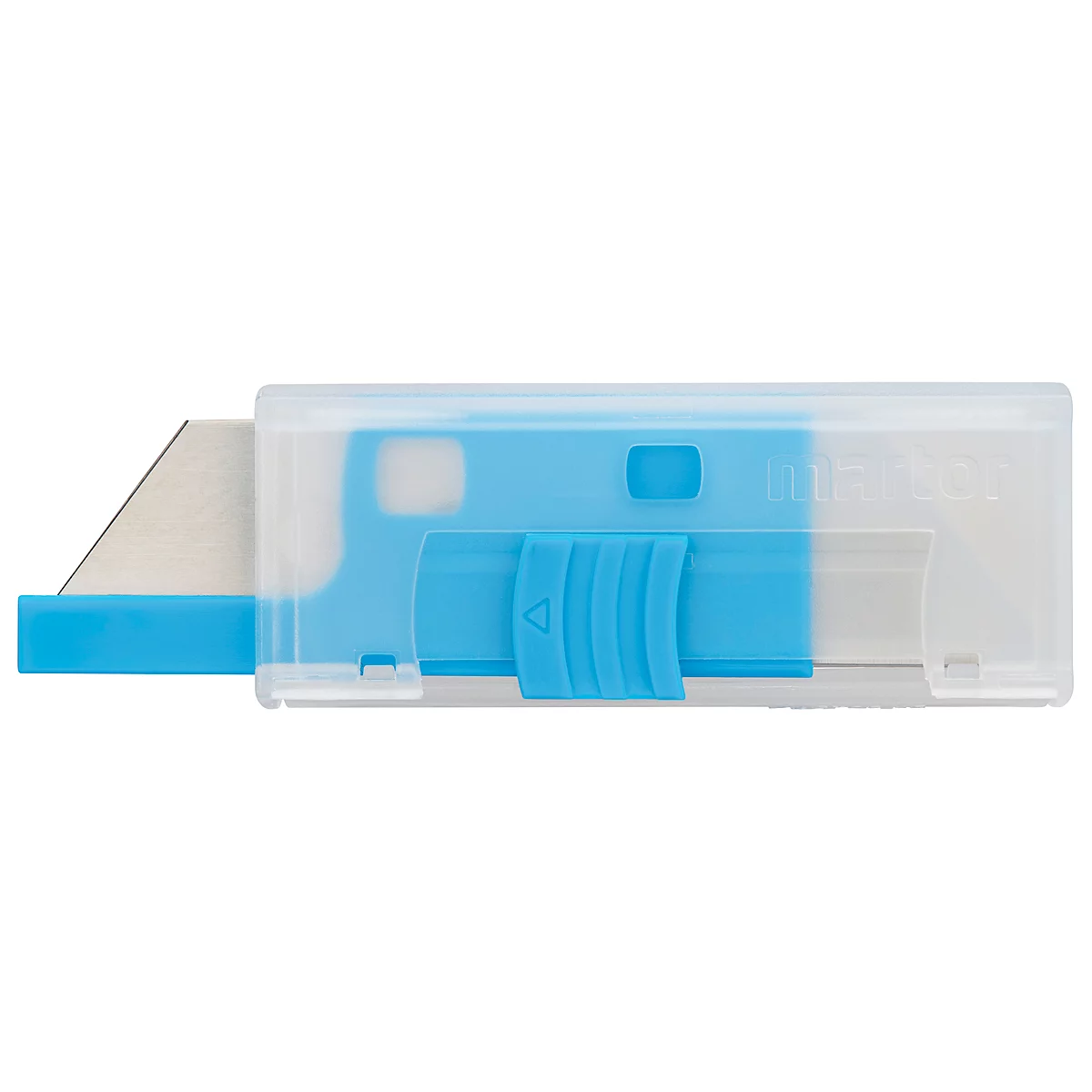 Cutter bleu et transparent avec lame argentée, gros plan. Le curseur est marqué d'une flèche.