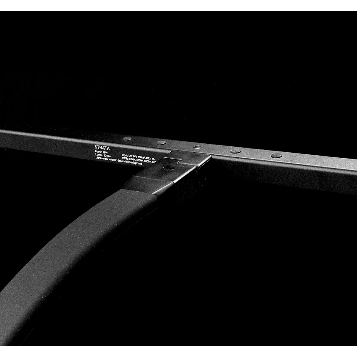 Lampe de table LED UNILUX Strata, 12,7 W, 2046 lm, 3000-6500 K, intensité lumineuse variable &amp; orientable, noir