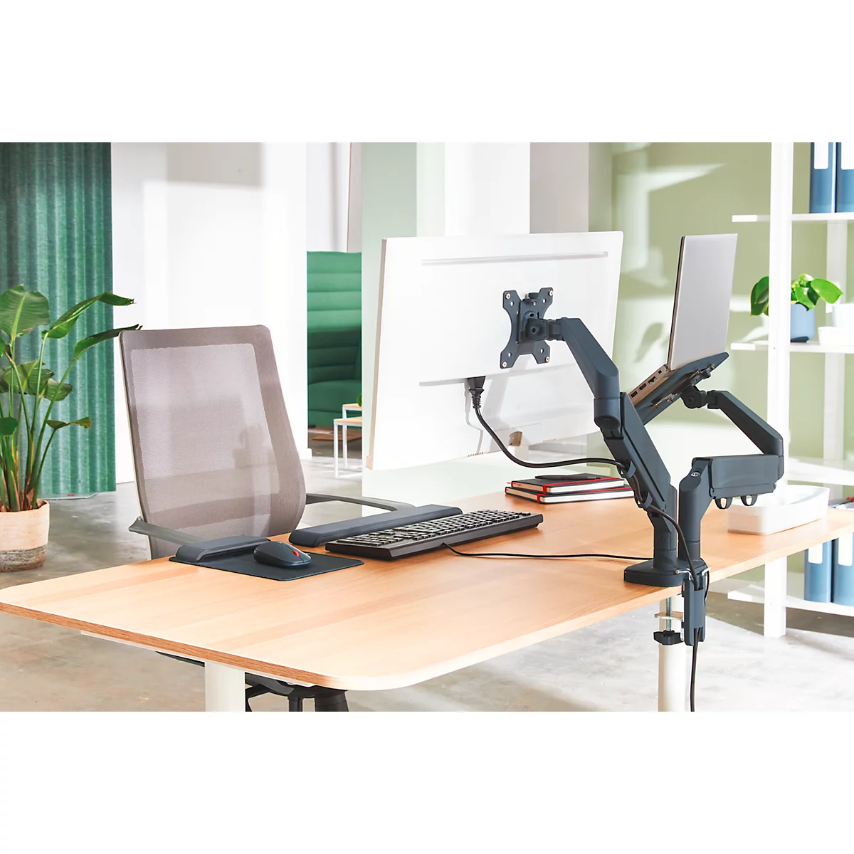 Laptop- Monitorarm Leitz Ergo Dual, für 2 Displays bis 32' & Notebooks bis 17', dreh- und neigbar, höhenverstellbar, Kabelführung, VESA, dunkelgrau