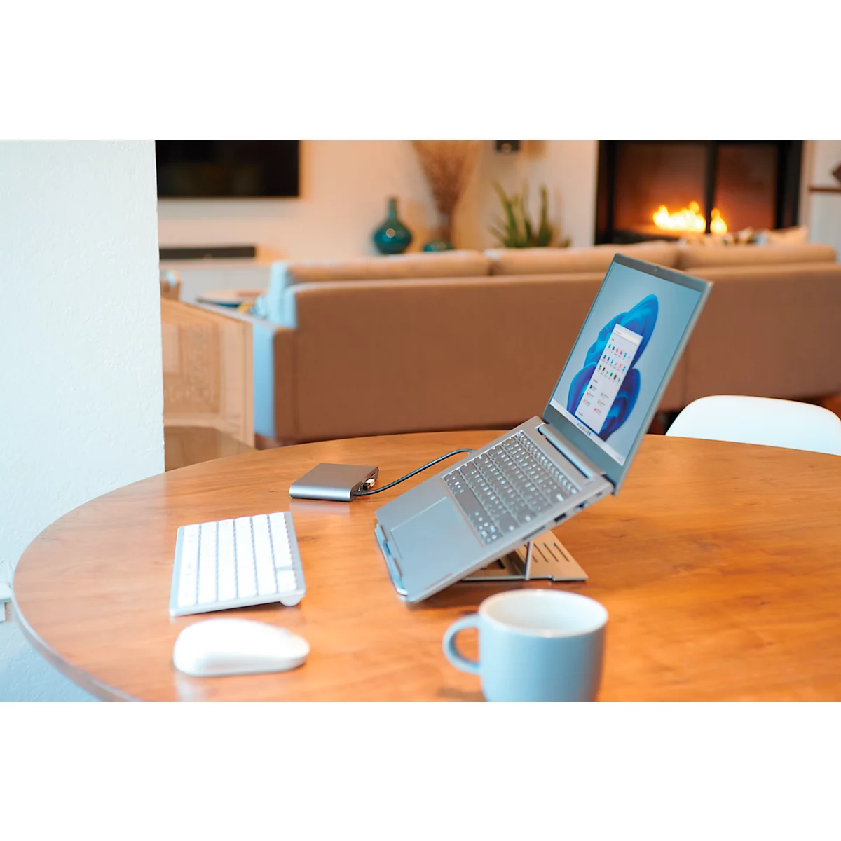Laptopständer Kensington Easy Riser™ K50417WW, bis 16”, 6-stufig höhenverstell- und neigbar, faltbar, B 239 x T 14 x H 239 mm, Aluminium, silber