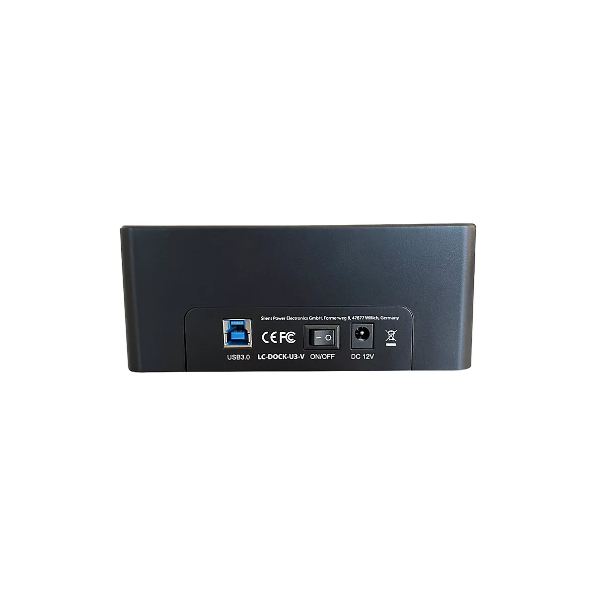 RÃ¼ckseite einer schwarzen Festplatten-Dockingstation mit USB 3.0-Anschluss, Ein/Aus-Schalter und Stromanschluss.