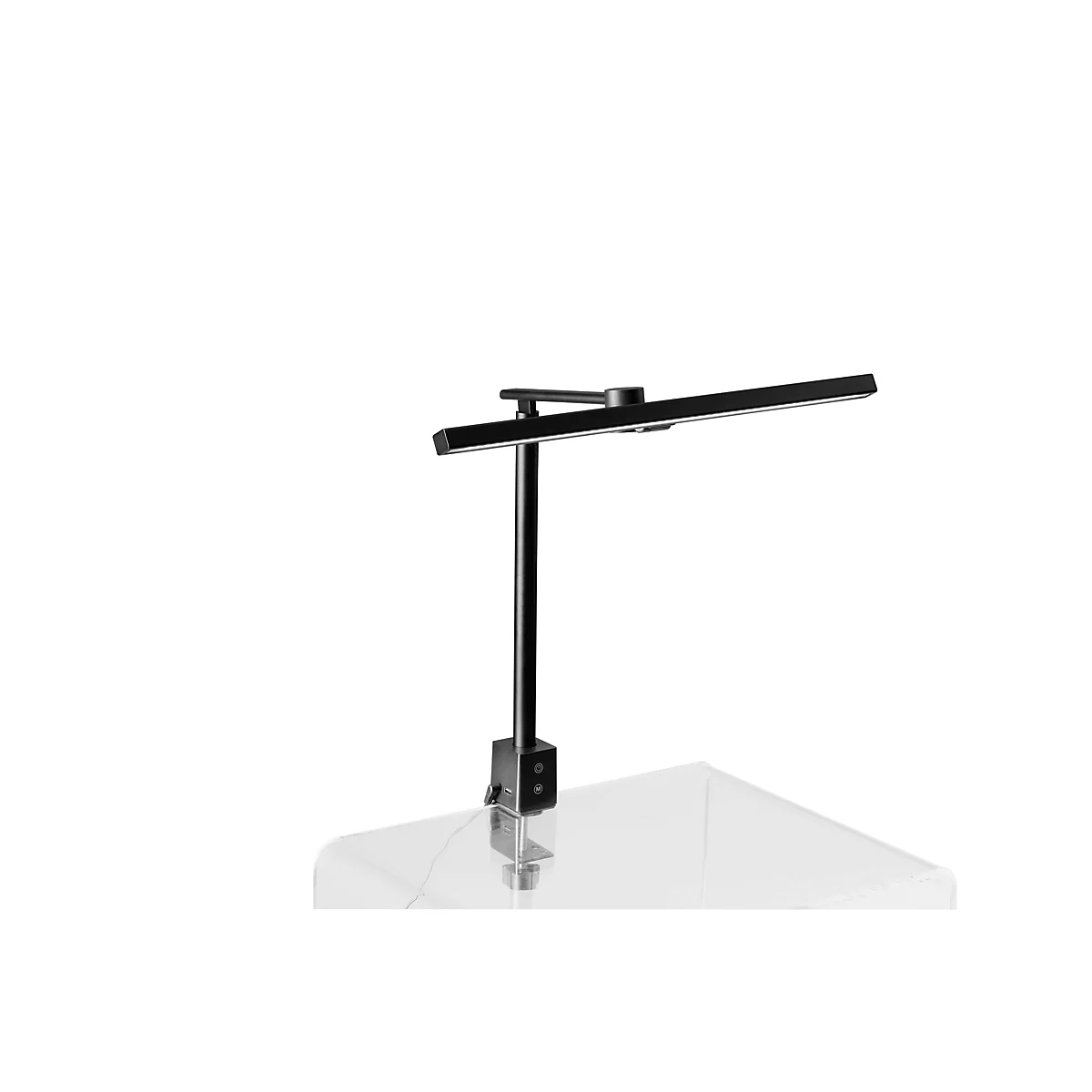 Een zwarte bureaulamp met een klem op een witte achtergrond. De lange, rechthoekige armatuur is boven een verticale mast geplaatst.