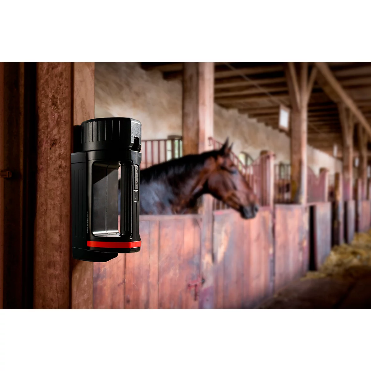 LED-handlamp Ansmann HS20R Pro, dimbaar, 1700 lm, bereik 500 m, tot 7 uur, lithium-ion-accu, B 215,5 × D 81,5 × H 105 mm