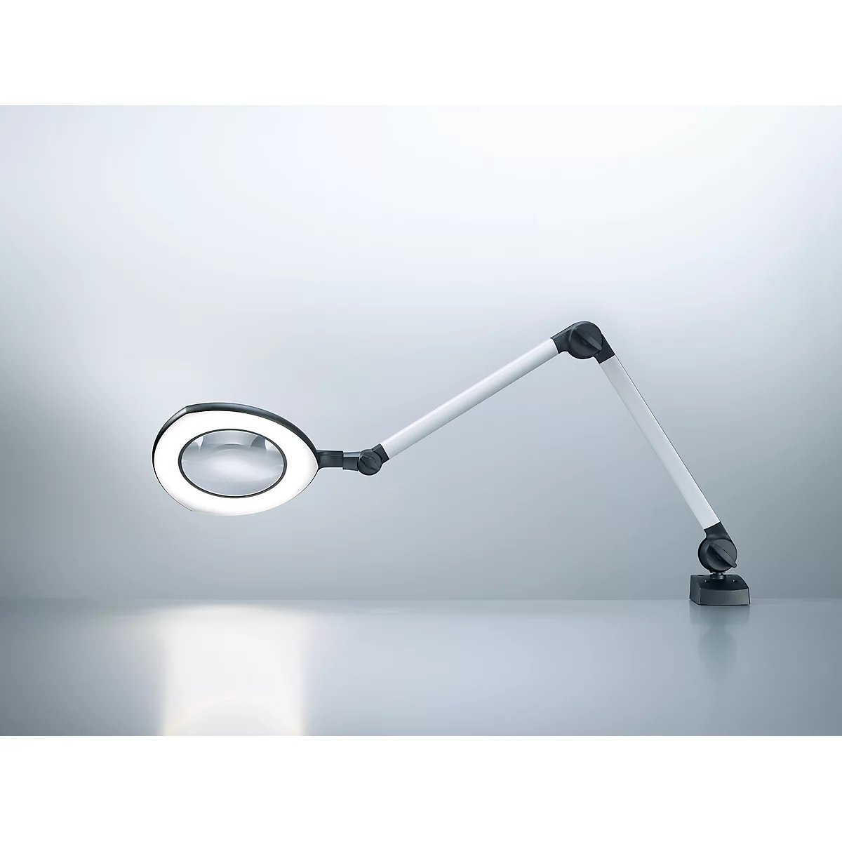 LED-loepglasverlichting Waldmann TEVISIO, 3,5-dioptrie-objectief, meertraps-schakelbaar, traploos dimbaar, 13 W, 4000 K