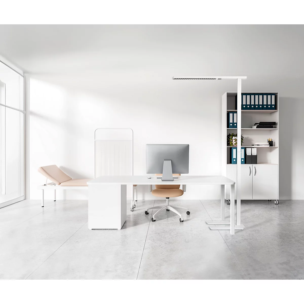 LED-Stehleuchte MGL LICHT OSL6000, 60W, 6520 lm, 4000K, dimmbar, Multifunktionstouchpanel, Bewegungs- & Tageslichtsensor, Direkt-/Indirektlicht, höhenverstellbare Drehfüße, weiß