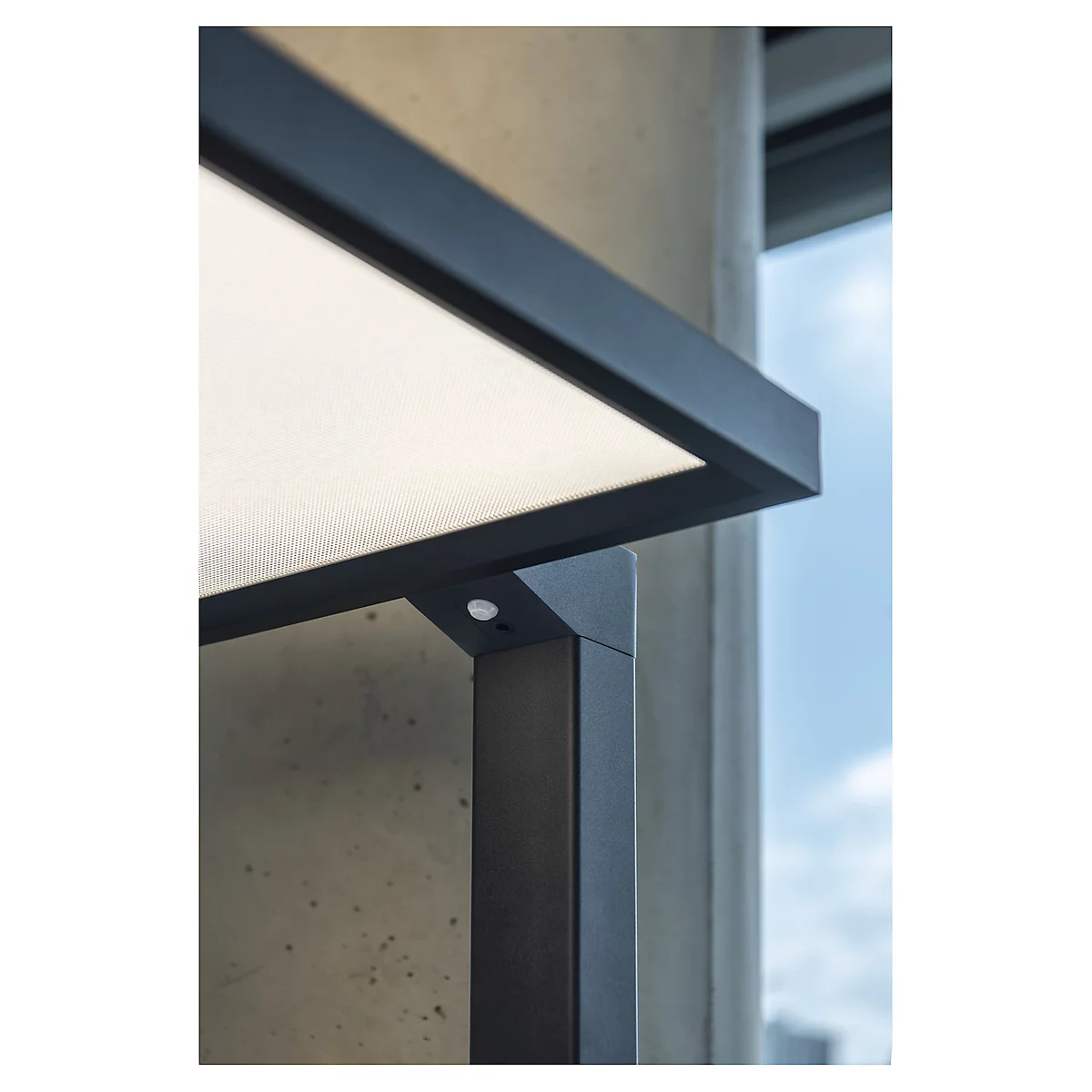 LED-Tischleuchte SLV Worklight, Touch-Dimmer, 7600 Lumen, 79 W, 200-240 V, PIR-Sensor, festverbaute LEDs, L 692 x B 310 x H 1200 mm, schwarz
