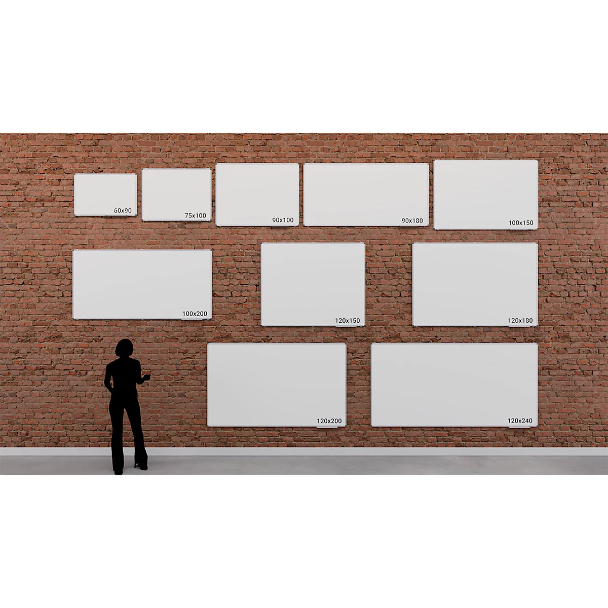 Une personne se tient devant un mur de briques et regarde un arrangement de rectangles blancs de différentes tailles.