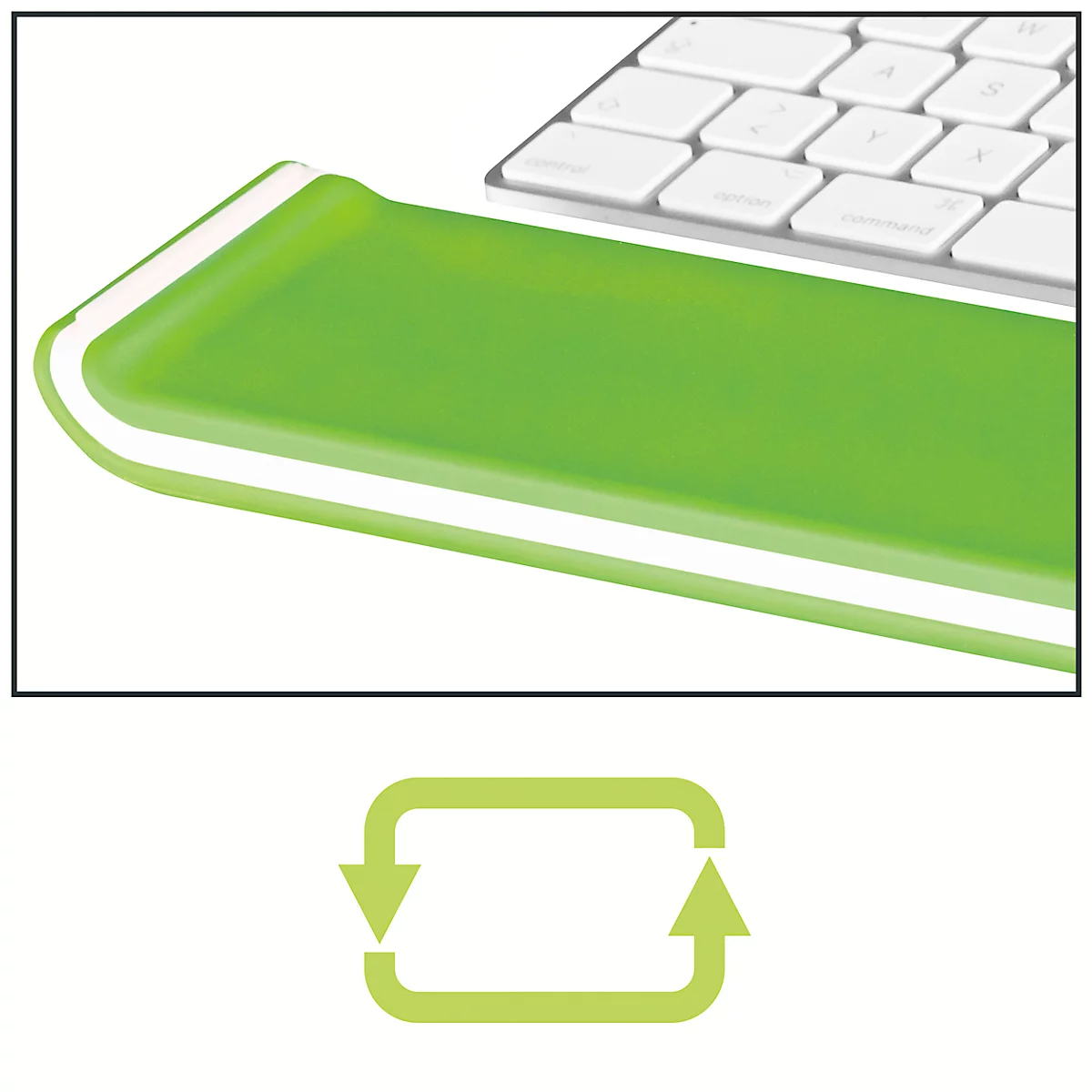 Green wrist rest with white border, keyboard in the background. Graphic with arrows as a recycling symbol.