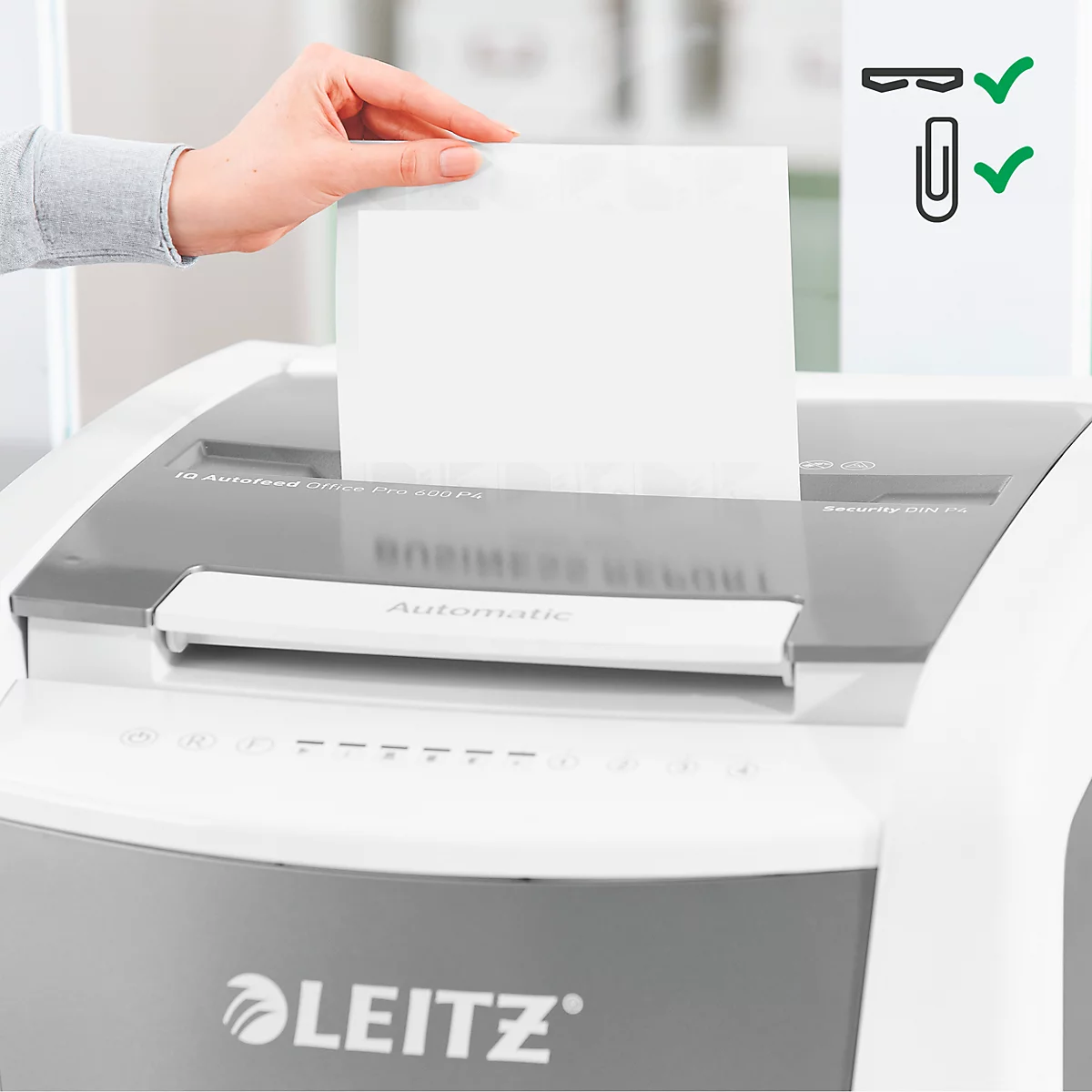 Leitz IQ Autofeed Office Pro 600 papiervernietiger P4, volledig automatisch, deeltjes snijden 4 x 36 mm, 110 l, 600 vel snijcapaciteit, met rollen, wit