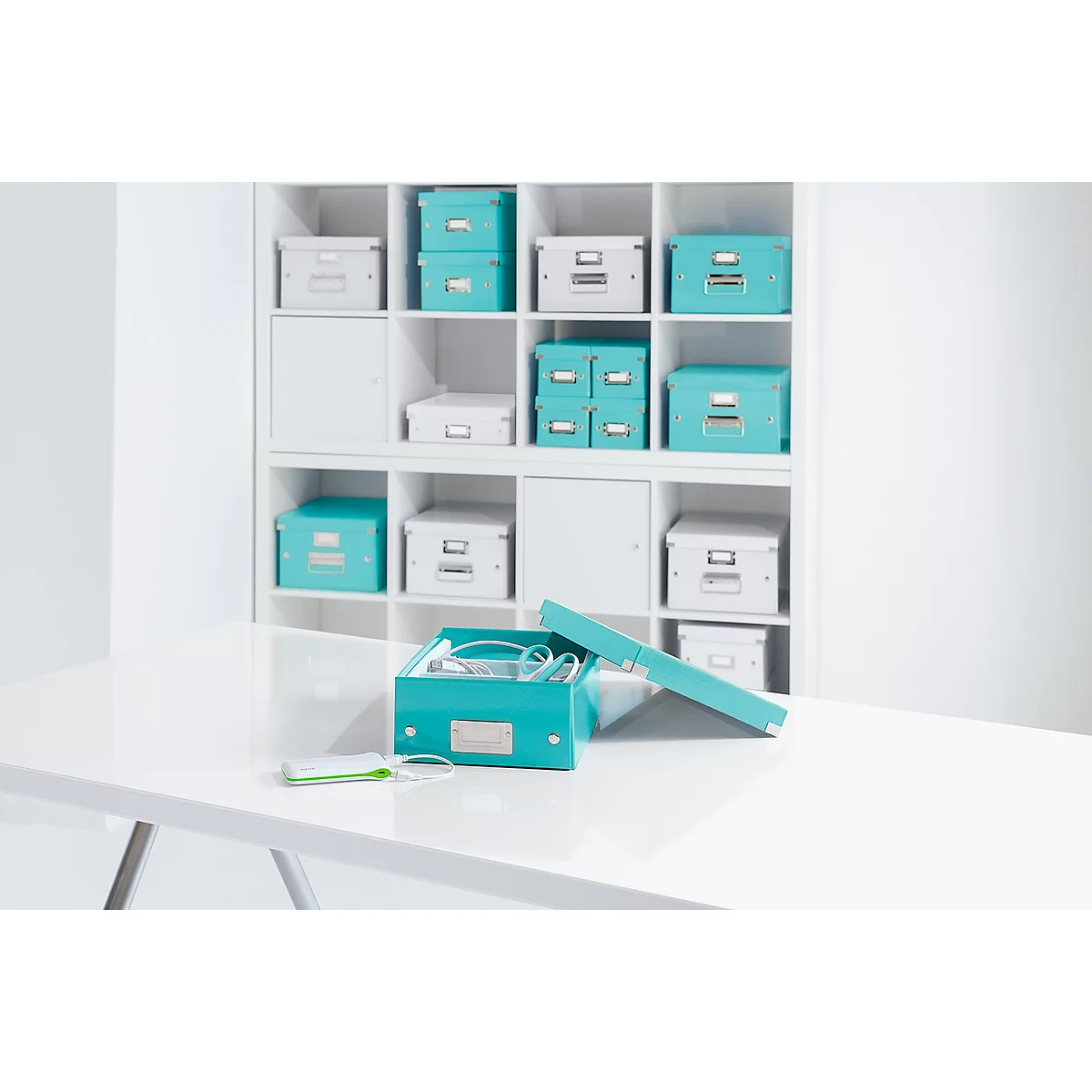LEITZ® Organisationsbox Click + Store, mittel, eisblau
