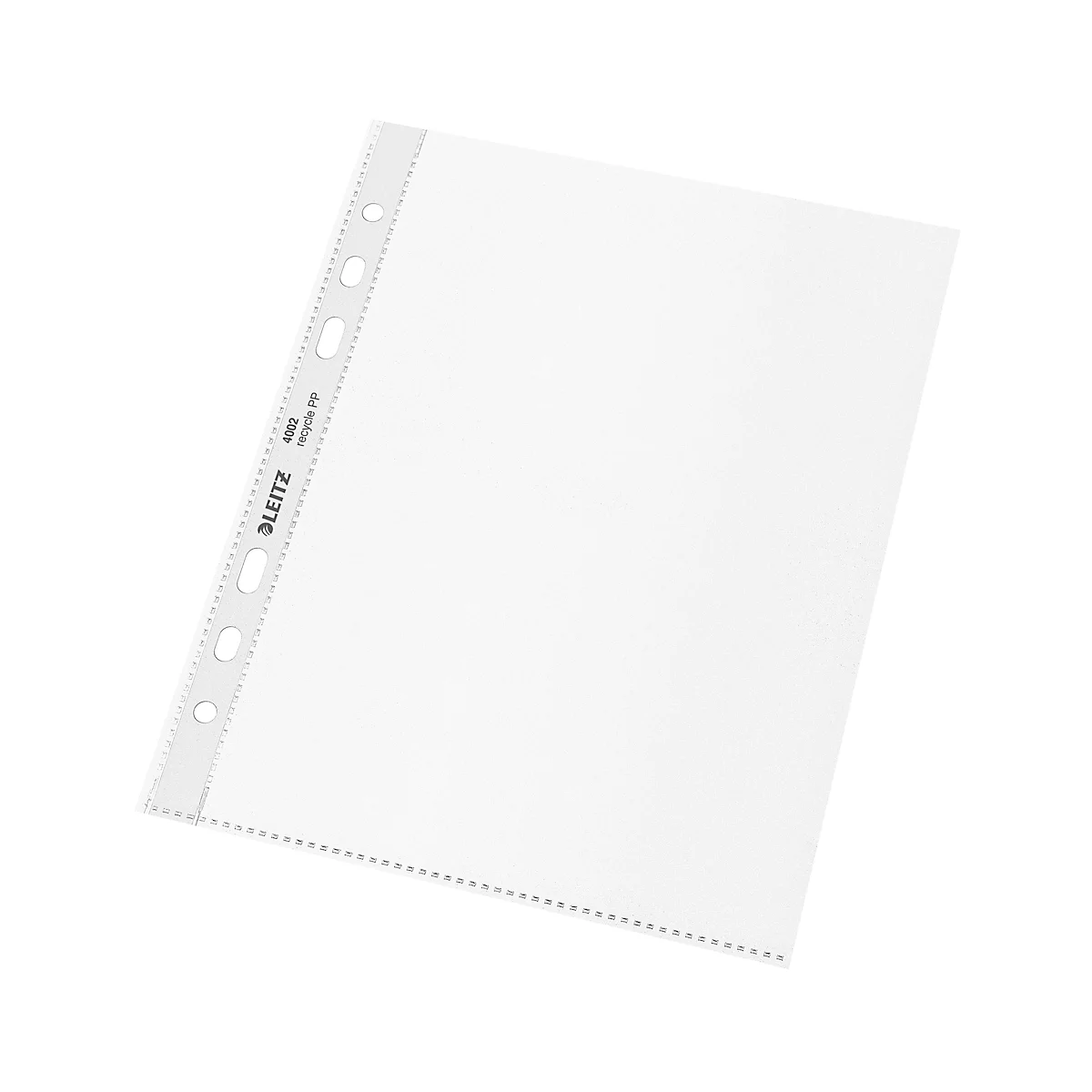 Eine transparente, weiße Klarsichthülle mit Lochung links, leicht schräg auf weißem Hintergrund.
