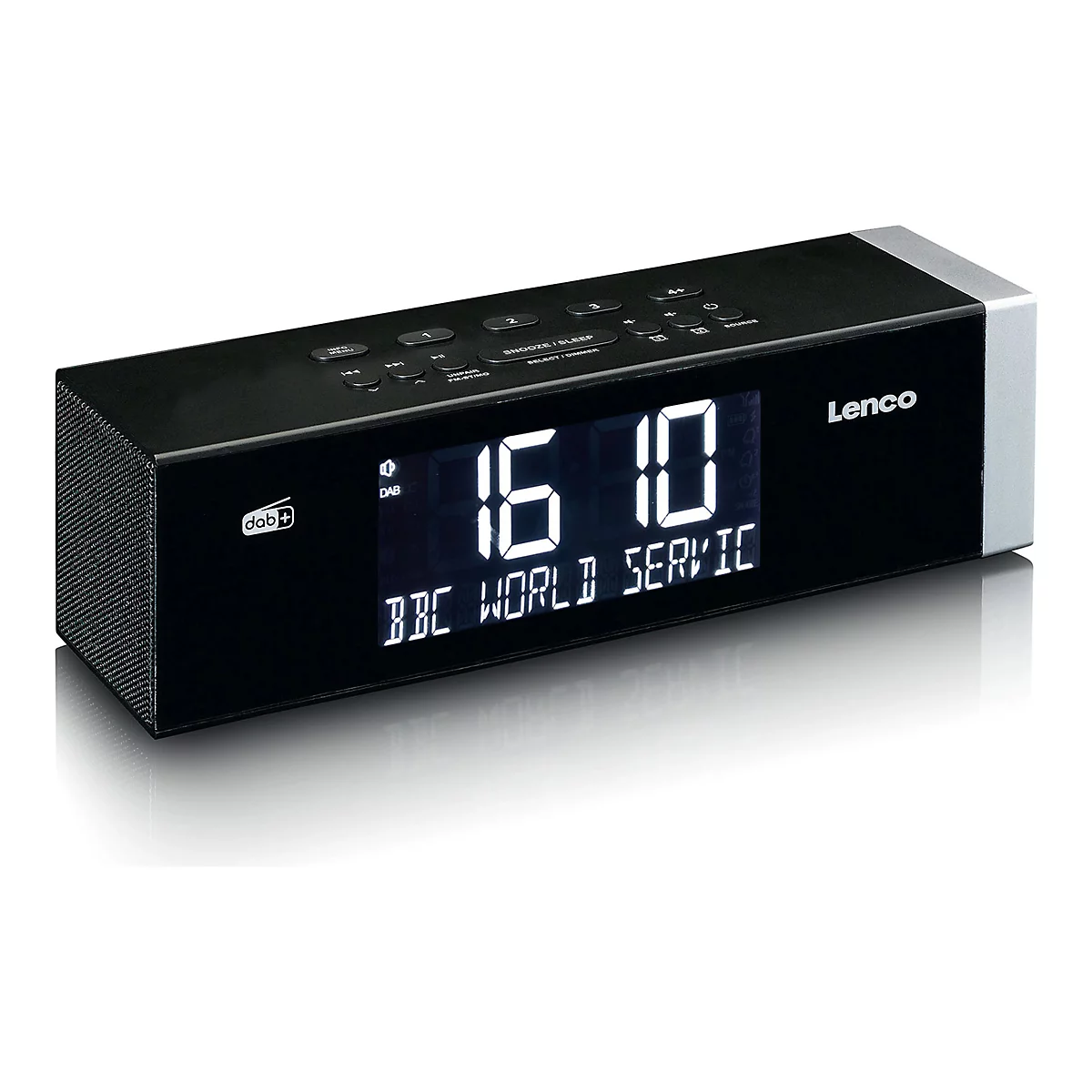 Schwarzes Digitalradio von Lenco mit leuchtender Zeitanzeige und Sendernamen vor weißem Hintergrund.