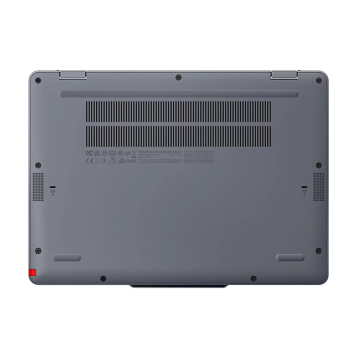 Grauer Laptop von unten. Sichtbar sind Kühlrippen, Lüftungsschlitze, Beschriftungen und Logos, sowie rote Füße.