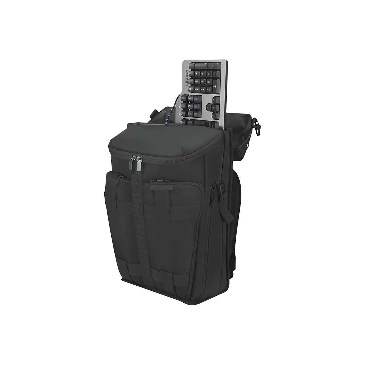 Schwarzer Rucksack mit einer Tastatur im oberen Fach, vor weiÃŸem Hintergrund.