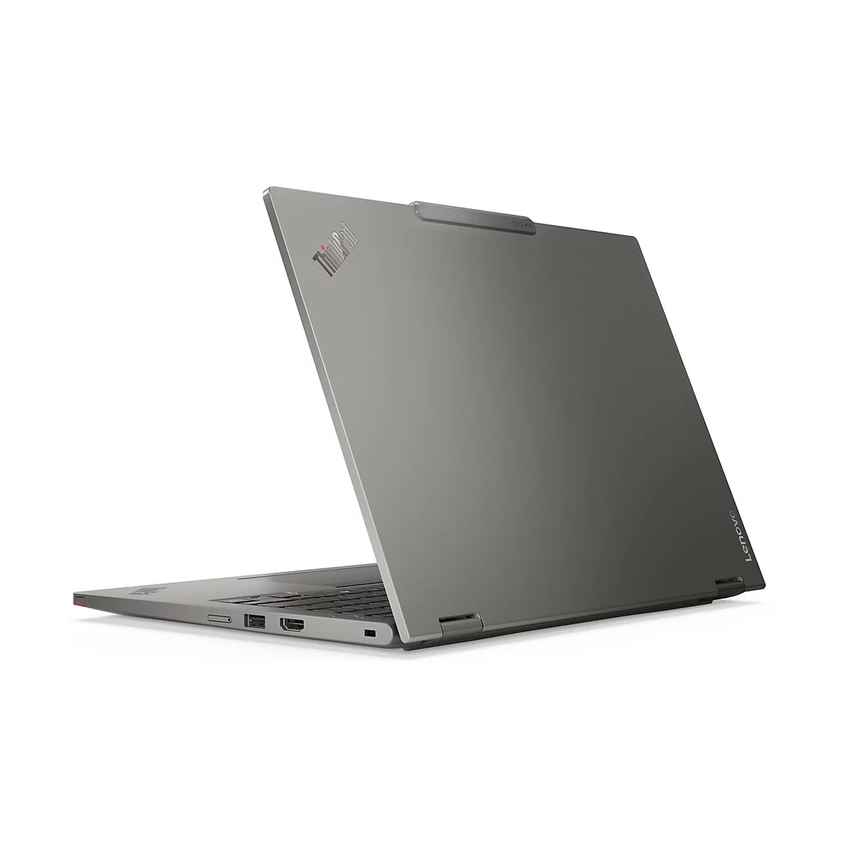 Ein graues Lenovo ThinkPad-Laptop, leicht geöffnet, vor weißem Hintergrund. Das ThinkPad-Logo ist deutlich sichtbar.