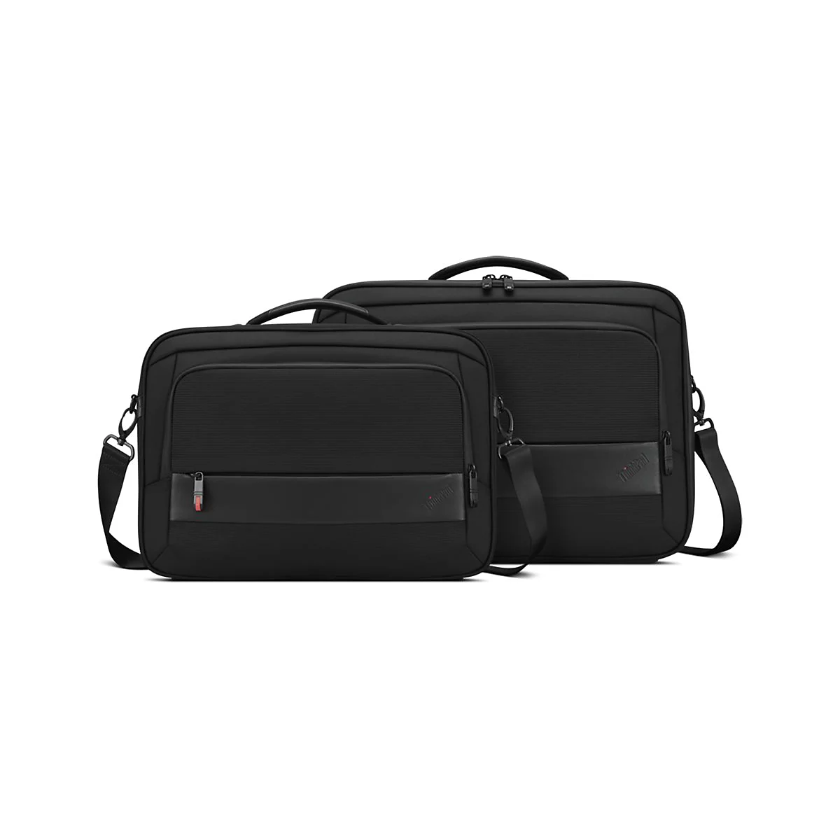 Zwei schwarze Laptoptaschen nebeneinander, mit Schultergurten, Henkeln und Reißverschlüssen.