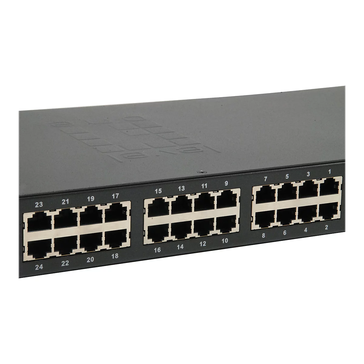 Nahaufnahme eines schwarzen Netzwerk-Switches mit nummerierten LAN-Anschlüssen vor weißem Hintergrund.