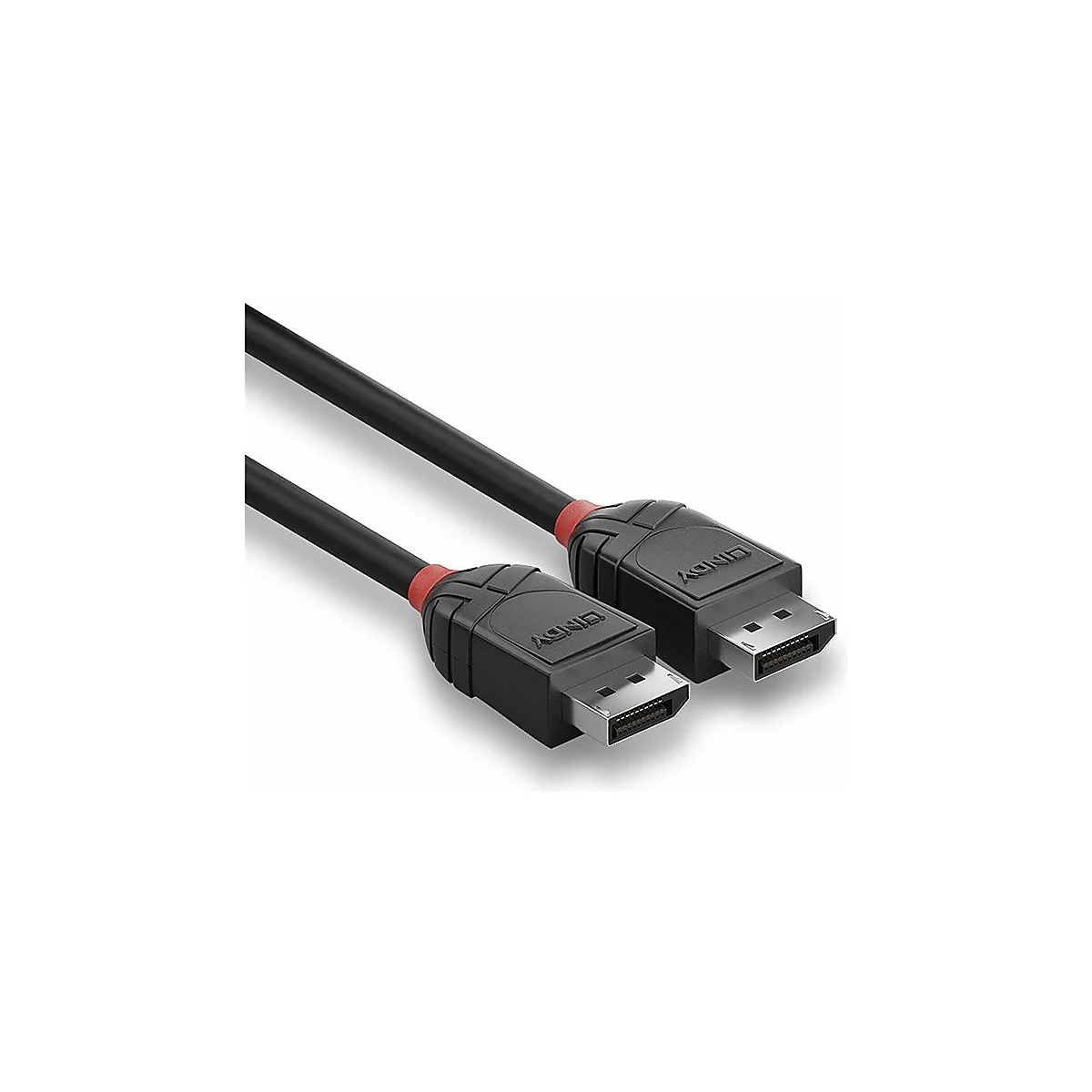 Un câble DisplayPort Lindy noir avec des accents rouges. Les deux connecteurs sont visibles, l'un est à moitié dans l'image.