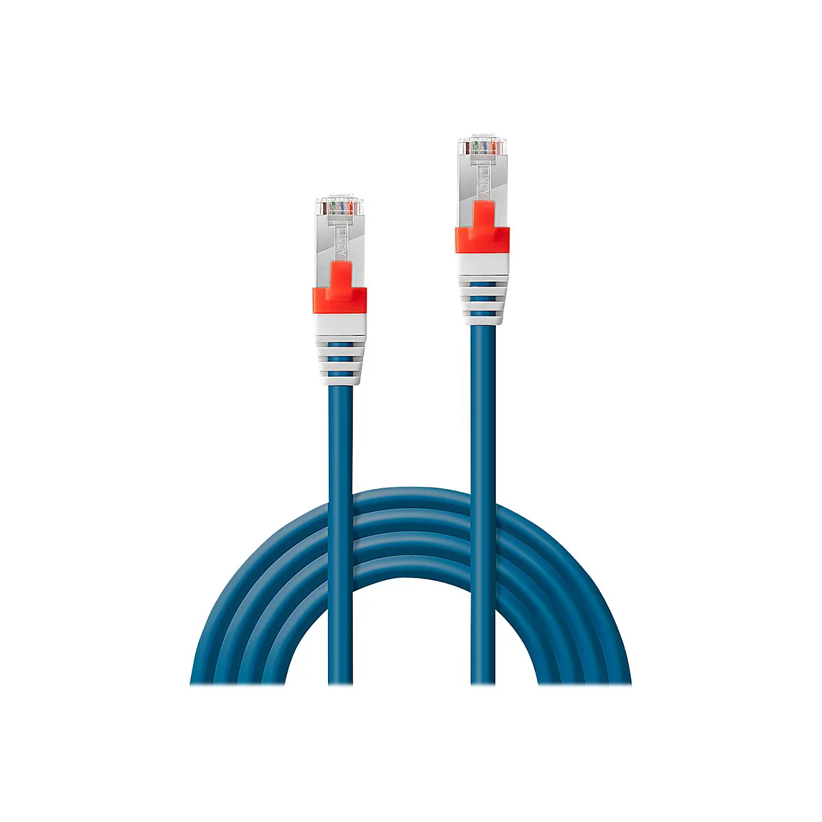 Zwei blaue Ethernet-Kabel, mit roten und weißen Steckern, vor weißem Hintergrund.