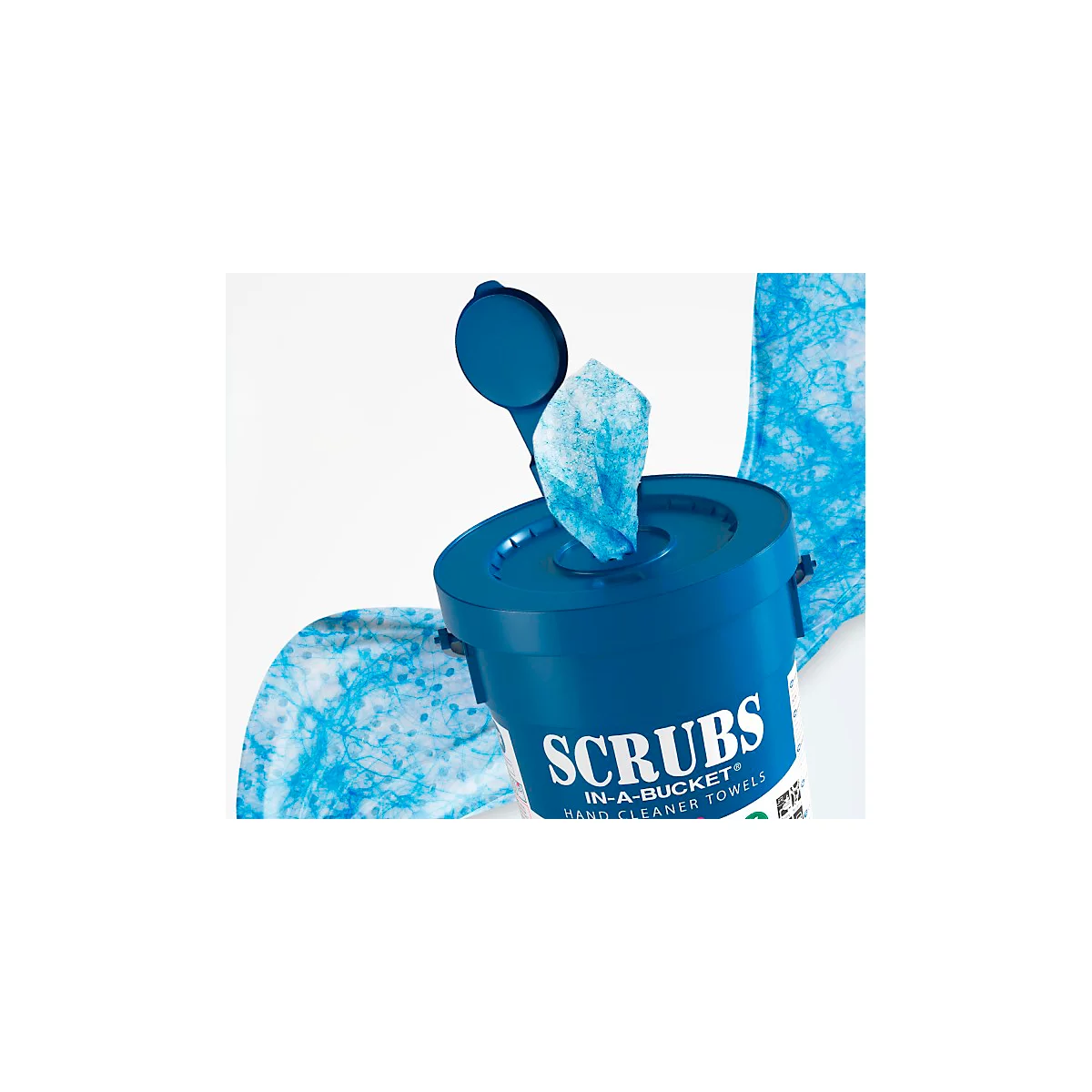 Lingettes nettoyantes bleues dans un seau. Seau ouvert avec un chiffon dépassant. Inscription : SCRUBS.
