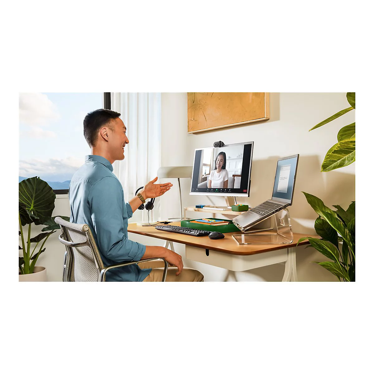 Logitech BRIO 100 - Webcam - Farbe - 2 MP - 1920 x 1080 - 1080p, 720p