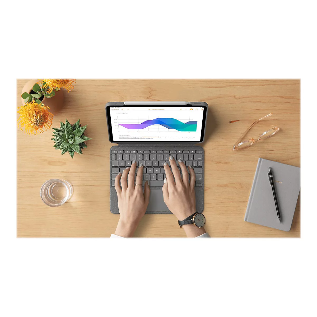 Logitech Combo Touch - Tastatur und Foliohülle - mit Trackpad - hintergrundbeleuchtet - Apple Smart connector - QWERTZ