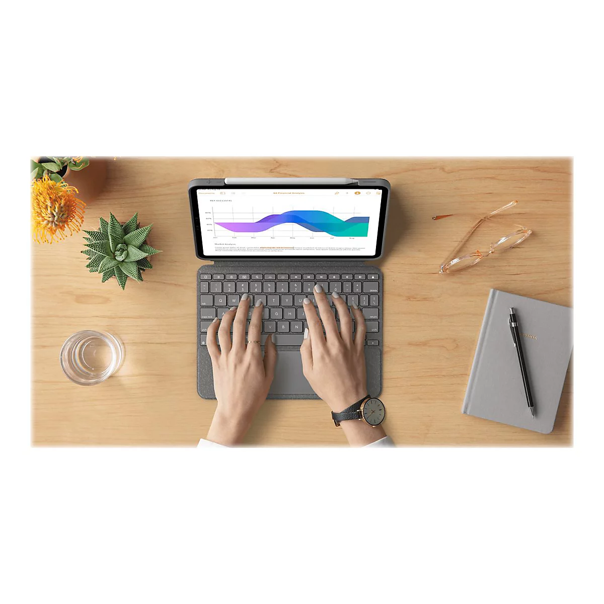 Logitech Combo Touch - Tastatur und Foliohülle - mit Trackpad - hintergrundbeleuchtet - Apple Smart connector - QWERTZ