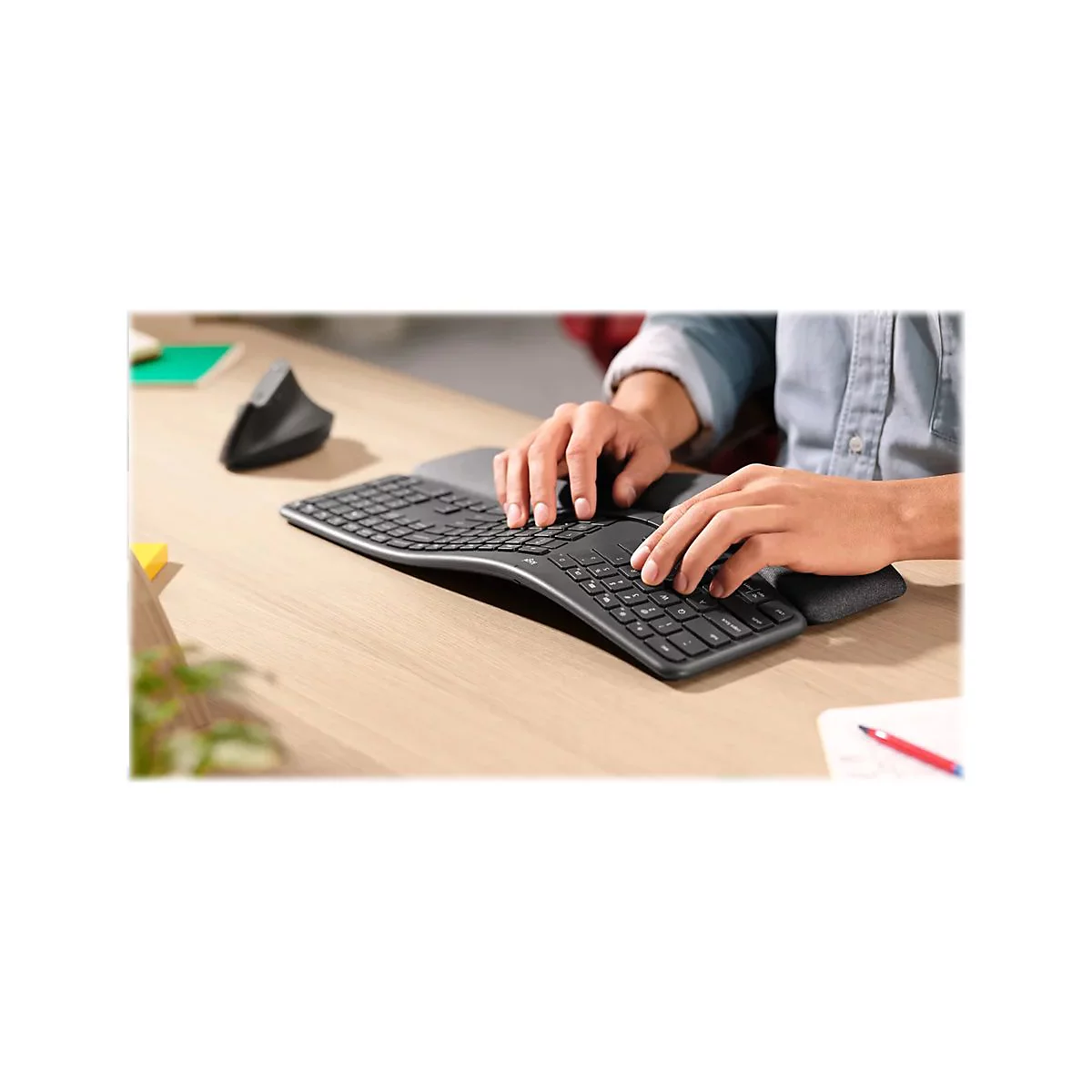 Logitech ERGO K860 - Tastatur - kabellos - 2.4 GHz, Bluetooth 5.0 - QWERTY - GB