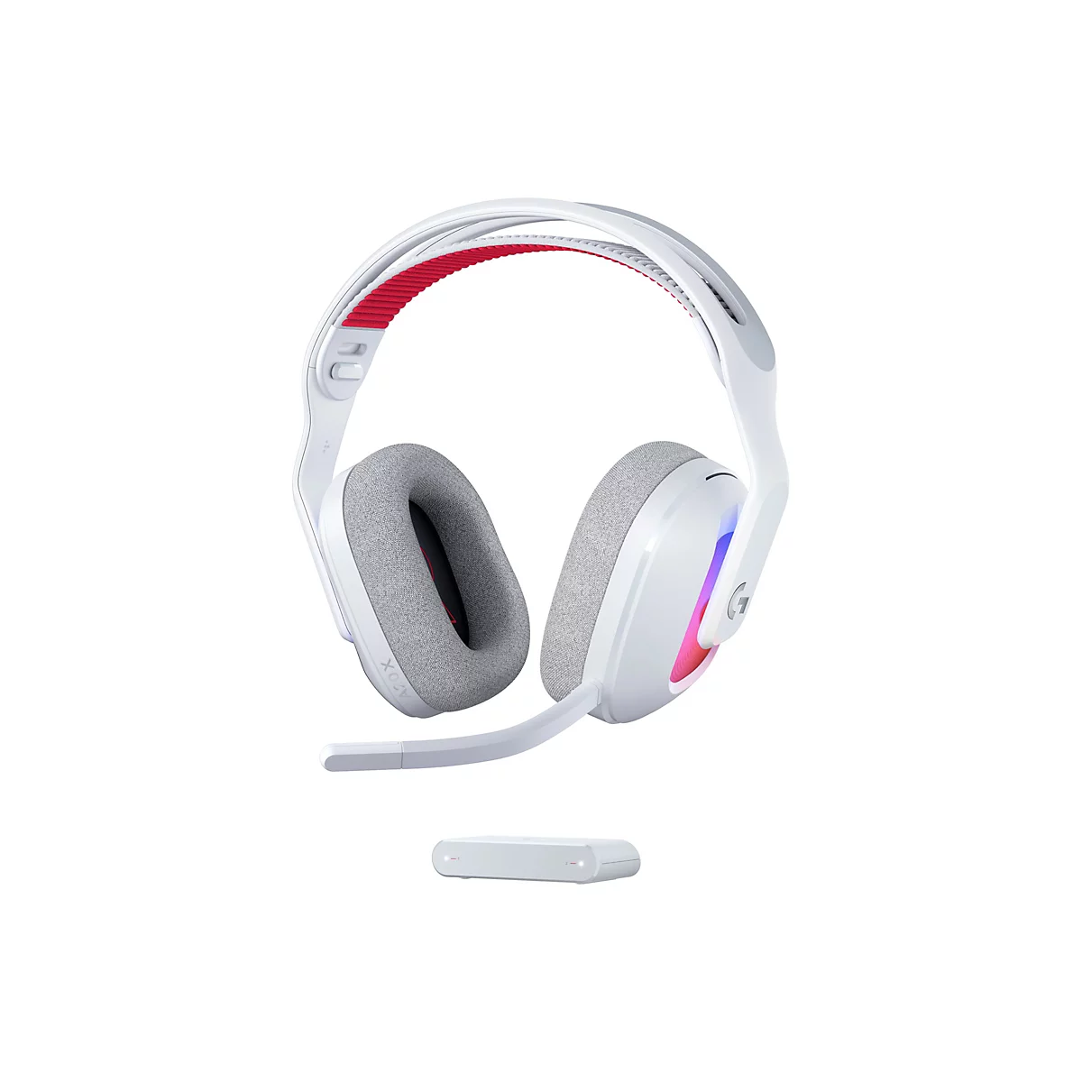 Weißes Gaming-Headset mit roter Akzentfarbe. Graue Ohrmuscheln und ein Mikrofon. Unten liegt ein weißes Empfangsgerät.