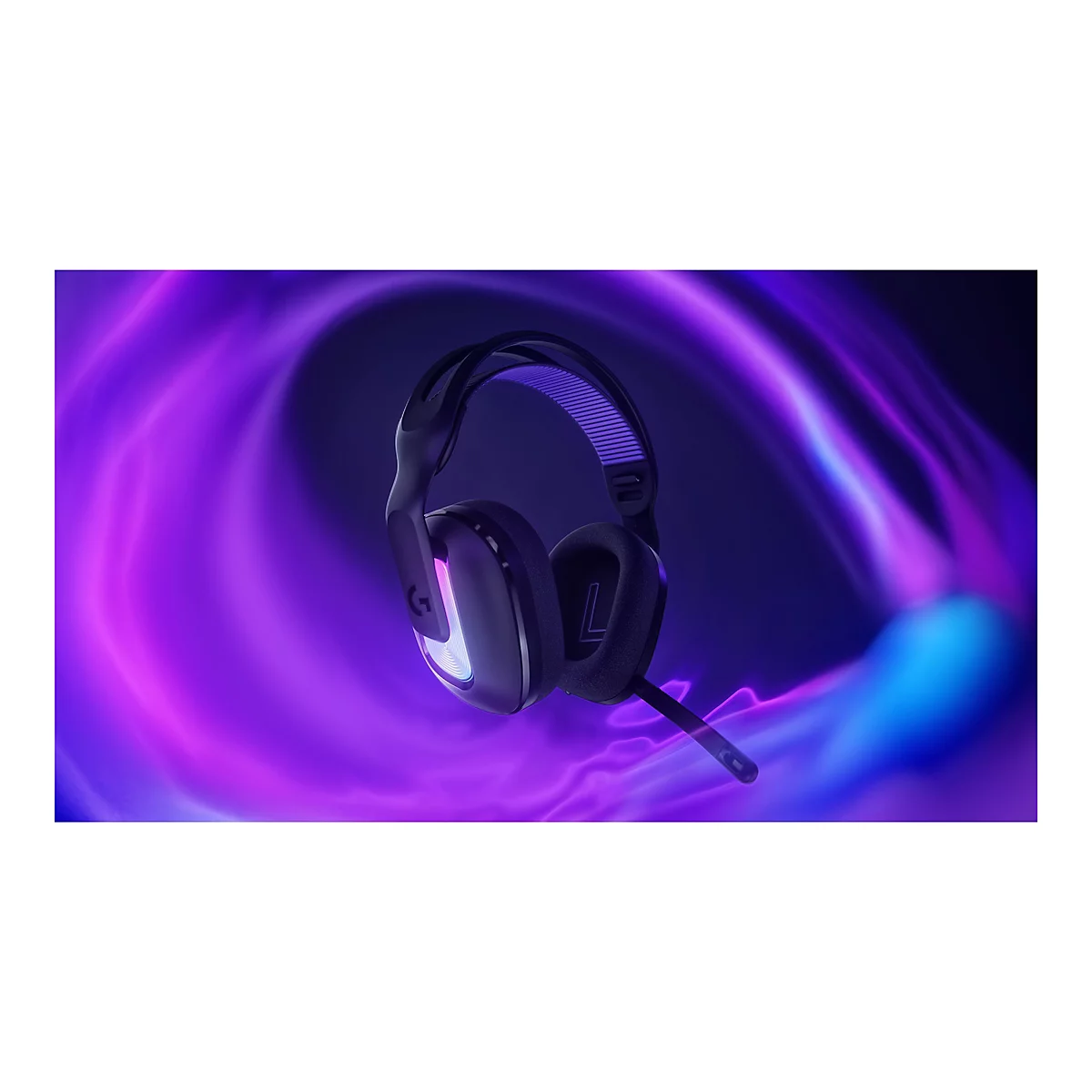 Schwarzes Gaming-Headset vor lila Hintergrund mit Leuchteffekten. Mikrofon ist ausgerichtet.