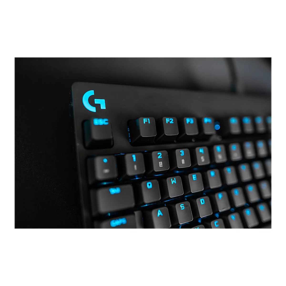 Logitech G Pro Mechanical Gaming Keyboard - Tastatur - Hintergrundbeleuchtung - USB - QWERTZ - Deutsch