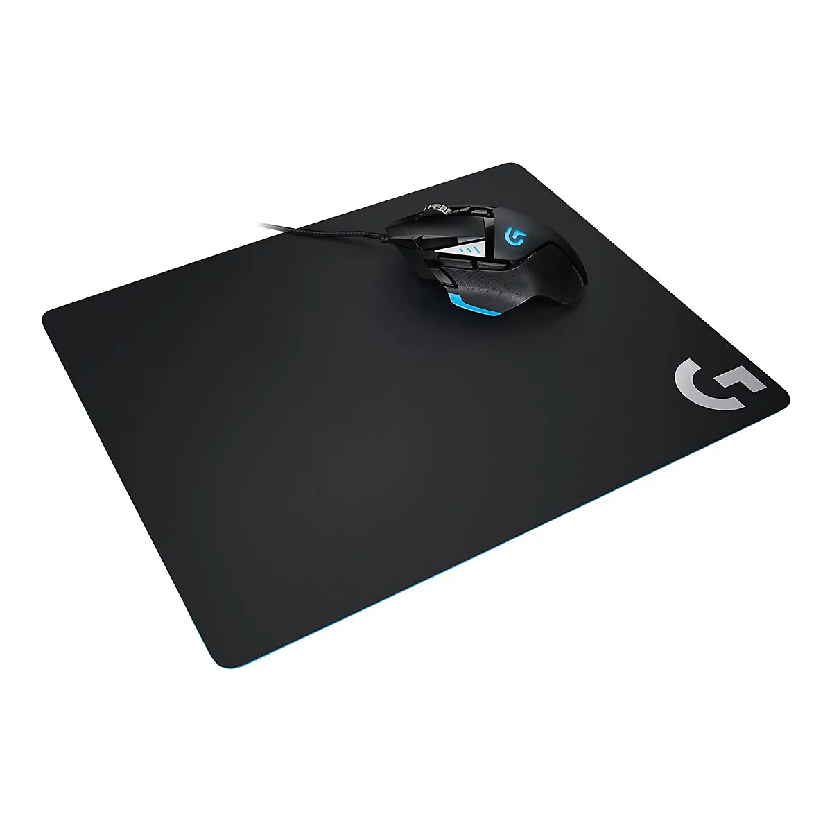 Schwarzes Mauspad mit Maus. Logo G am Pad. Maus schwarz, blau und silber.