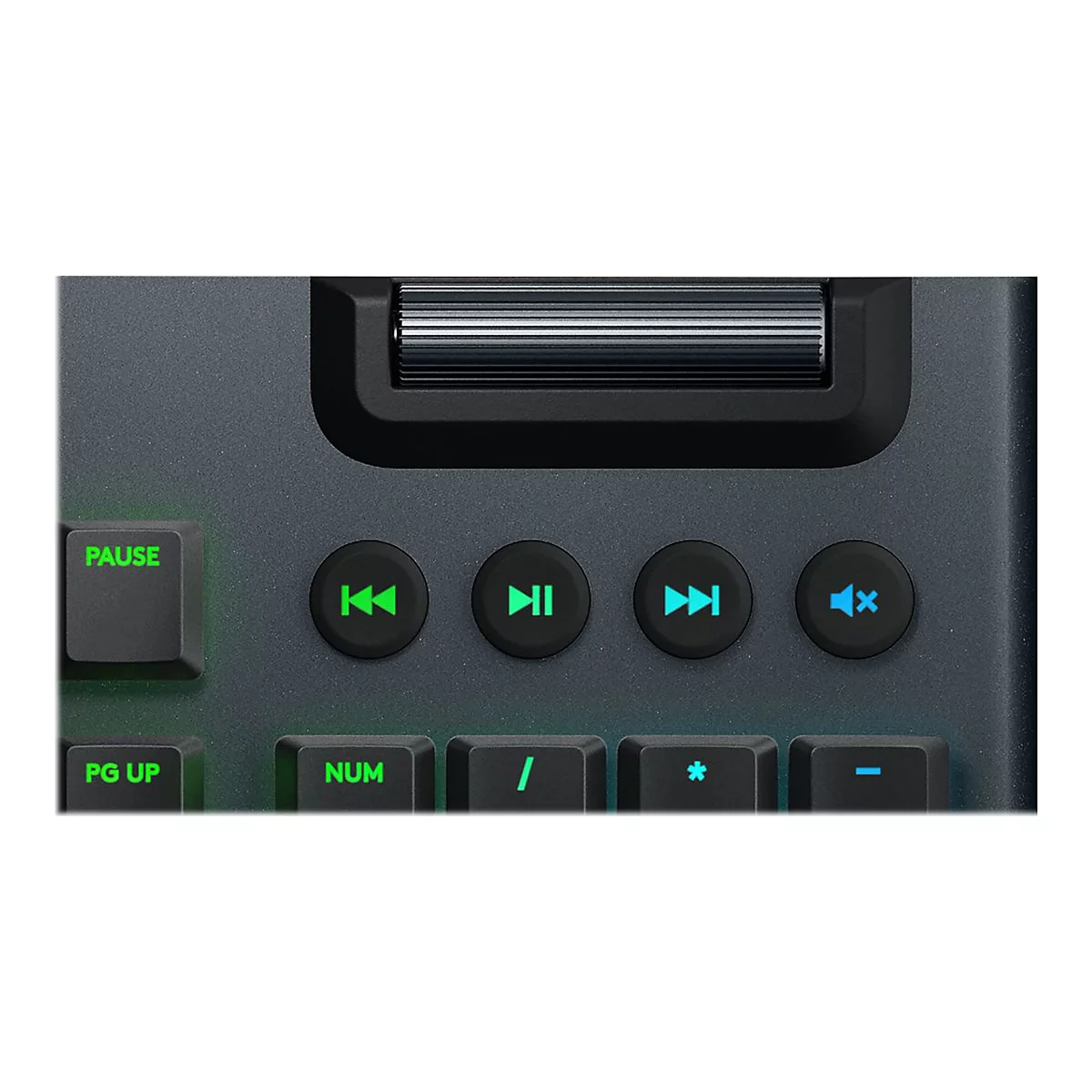 Nahaufnahme einer Tastatur mit beleuchteten Funktionstasten. Zu sehen sind Wiedergabe- und Lautstärkereglertasten.