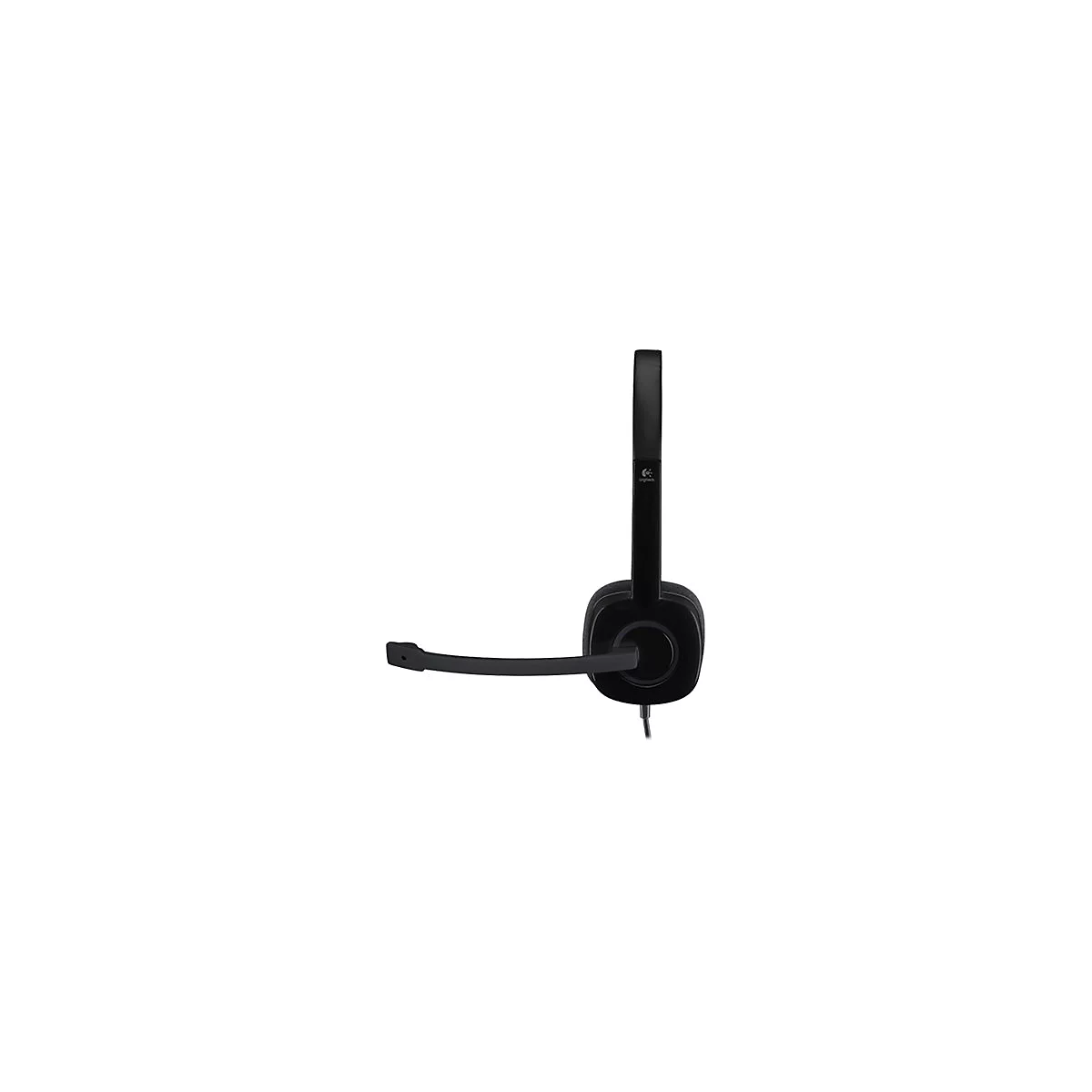 Casque Logitech noir avec microphone sur fond blanc. Le casque a un design carré et un câble.