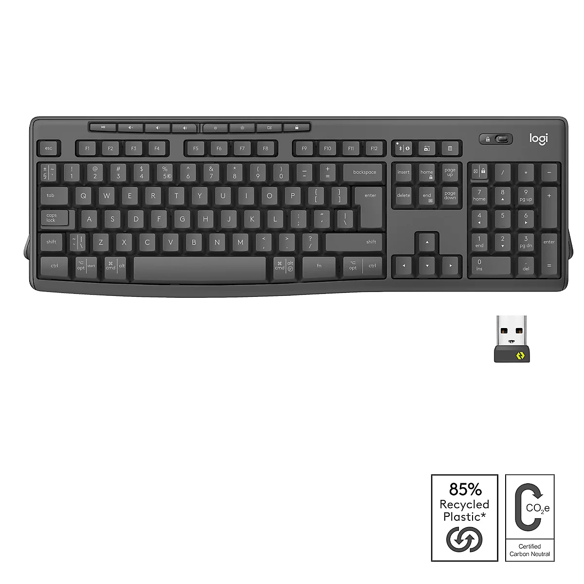 Dark gray keyboard with USB dongle. Logo, 85% recycled plastic and CO2 certification are shown.