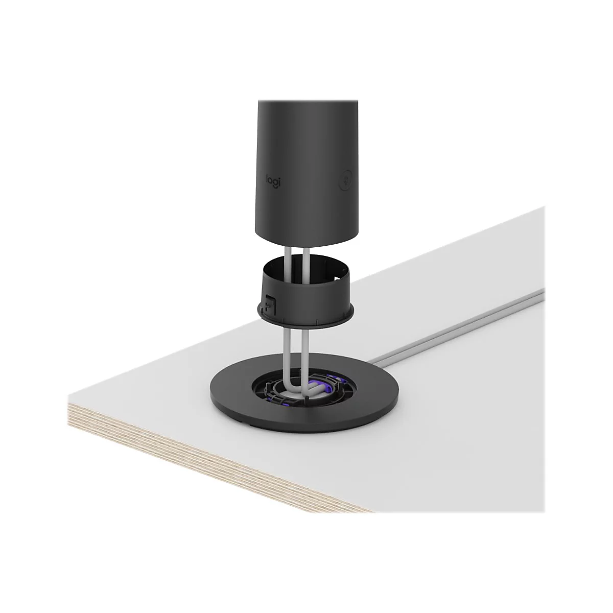 Appareil Logitech noir en pièces détachées sur fond blanc. Les pièces sont en cours d'assemblage.