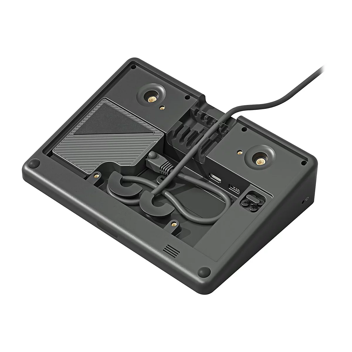 Draufsicht auf ein graues elektronisches Gerät mit Kabeln und Anschlüssen. Der Fokus liegt auf der Unterseite.