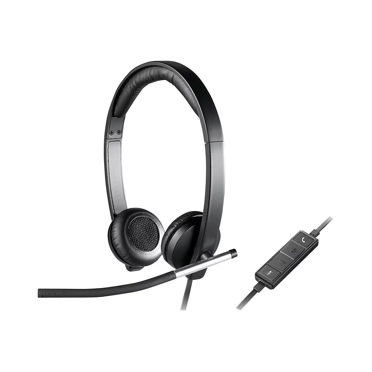 Schwarzes Headset mit Mikrofon und Kabel, Lautstärkeregelung. Auf weißem Hintergrund.